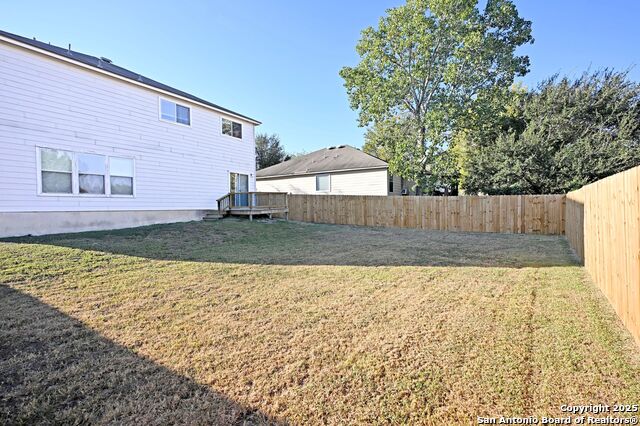 Listing photo id 36 for 3050 Button Ball