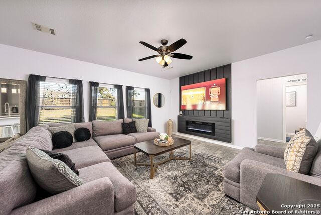 Details for 8318 Braun Walk, San Antonio, TX 78250