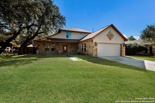 Listing photo id 29 for 8326 Exbourne