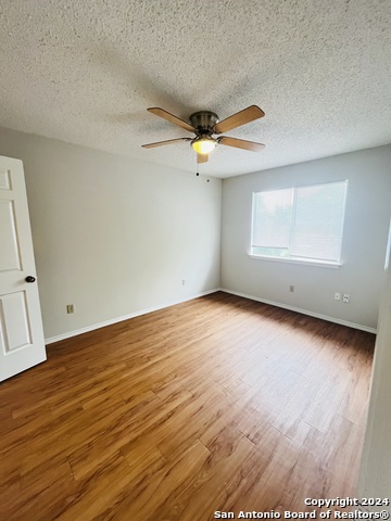 Image 18 of 28 For 6319 Waddesdon Wood