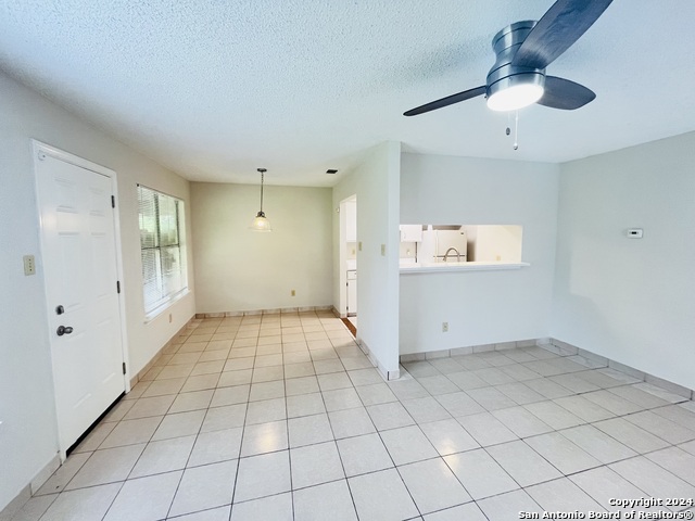 Image 23 of 28 For 6319 Waddesdon Wood