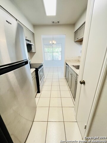 Image 4 of 28 For 6319 Waddesdon Wood