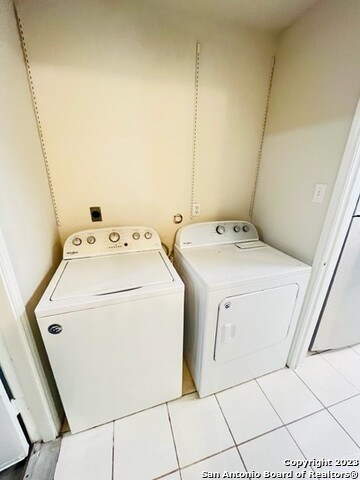 Image 7 of 28 For 6319 Waddesdon Wood