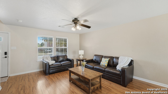 Image 18 of 45 For 7615 Allendate Peak