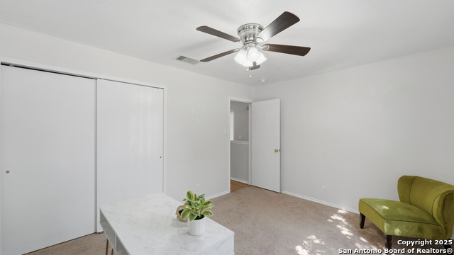 Image 21 of 45 For 7615 Allendate Peak