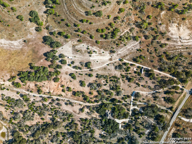 Listing photo id 8 for 1719 Fm 1376