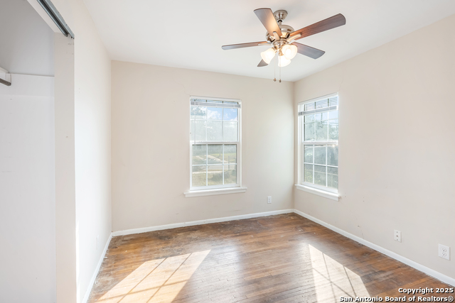 Image 15 of 20 For 407 Griggs  