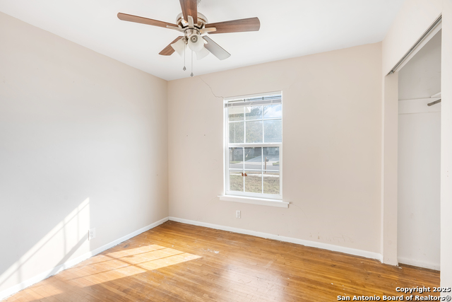 Image 17 of 20 For 407 Griggs  