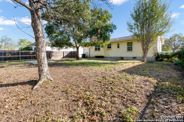 Image 20 of 20 For 407 Griggs  