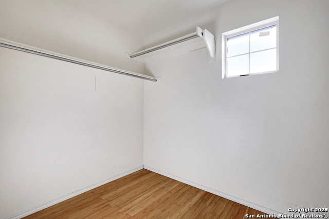 Image 19 of 25 For 8515 Shaenfield Pl