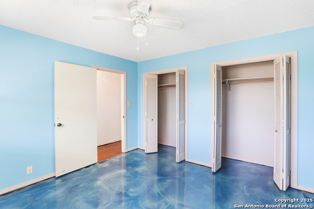 Image 19 of 33 For 933 Last Gap