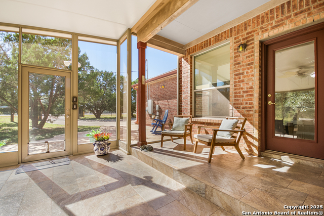 Image 36 of 48 For 577 River Chase