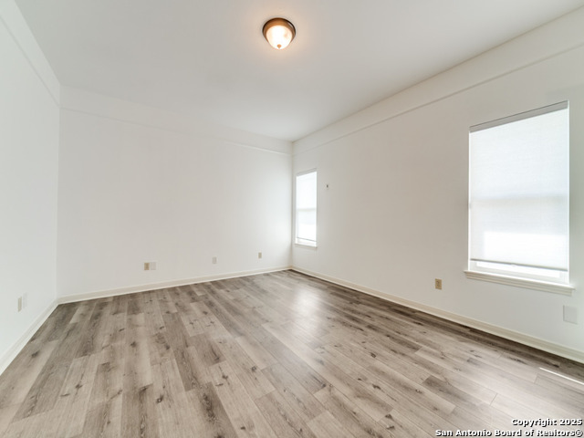 Listing photo id 7 for 106 Austin Drive