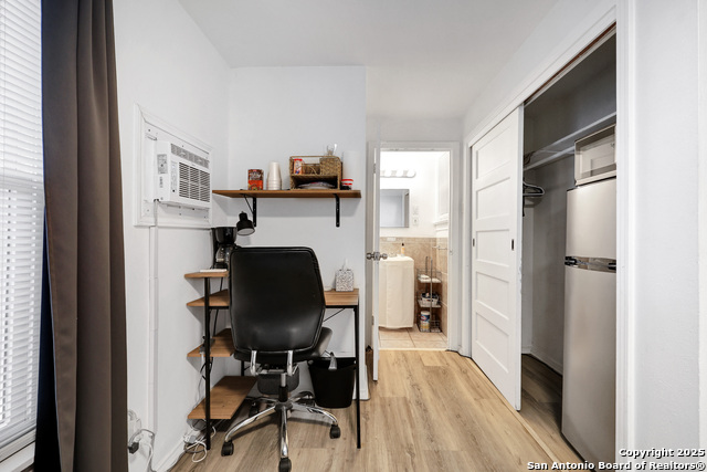 Image 18 of 25 For 542 Williamsburg Place