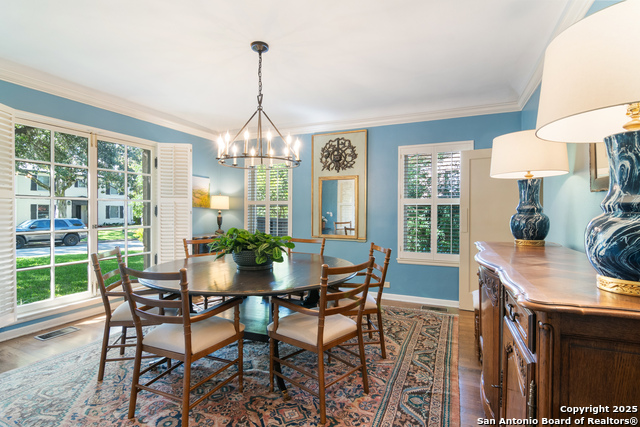 Listing photo id 15 for 123 Brittany