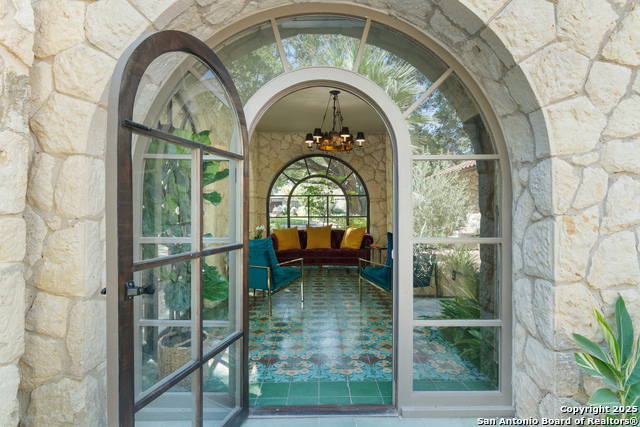 Listing photo id 22 for 123 Brittany