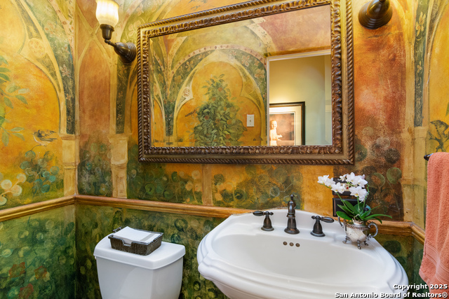 Listing photo id 23 for 123 Brittany