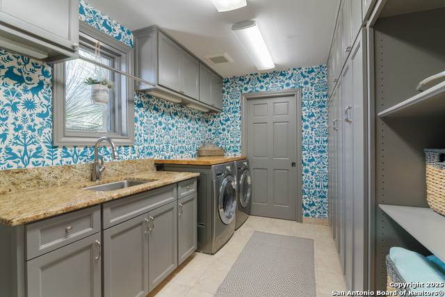 Listing photo id 24 for 123 Brittany