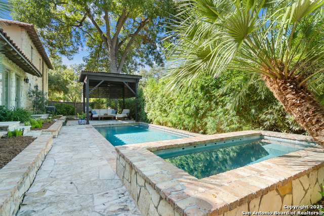 Listing photo id 38 for 123 Brittany