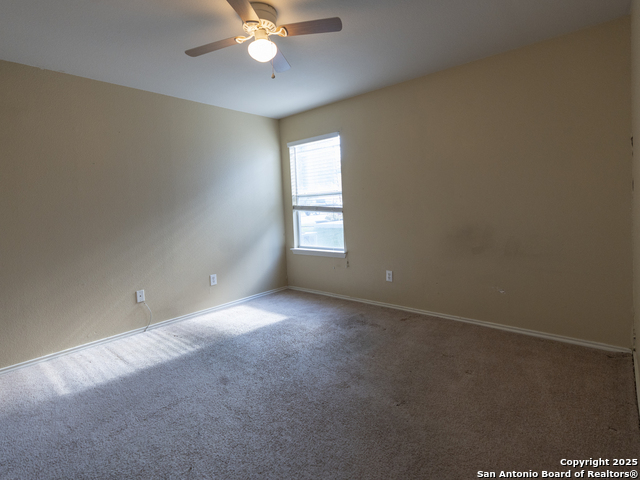 Listing photo id 9 for 3648 Tilden  