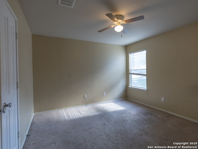 Listing photo id 10 for 3648 Tilden  