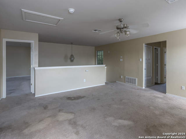 Listing photo id 21 for 3648 Tilden  