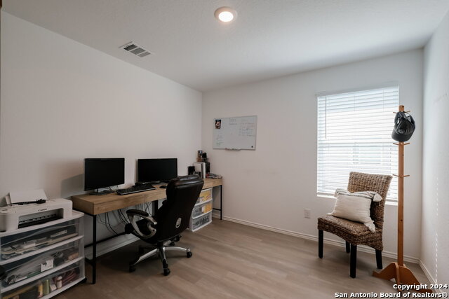 Image 14 of 22 For 4104 Waterfall Cv