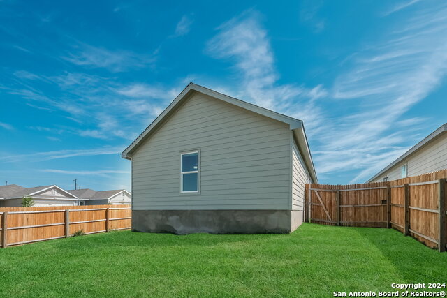 Image 20 of 22 For 4104 Waterfall Cv