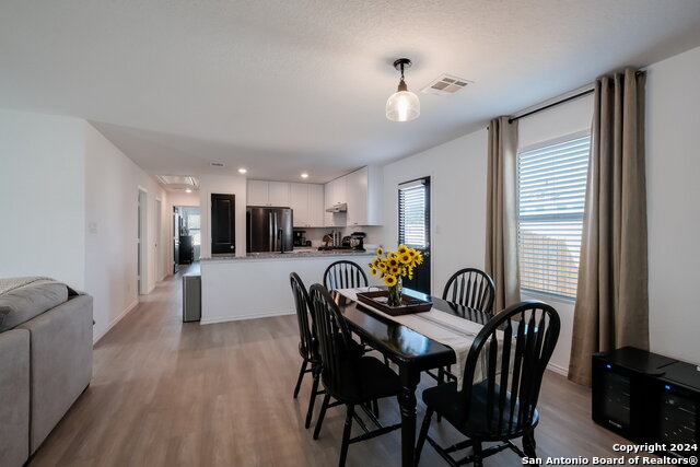 Image 9 of 22 For 4104 Waterfall Cv