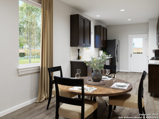 Image 7 of 25 For 11107 Luckenbach Loop