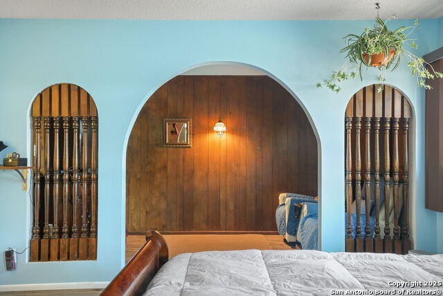 Image 28 of 59 For 102 Southgate