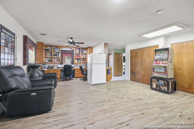 Image 34 of 59 For 102 Southgate