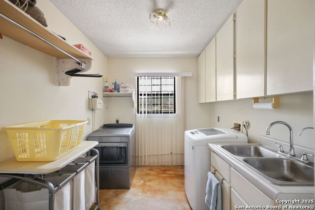 Image 35 of 59 For 102 Southgate