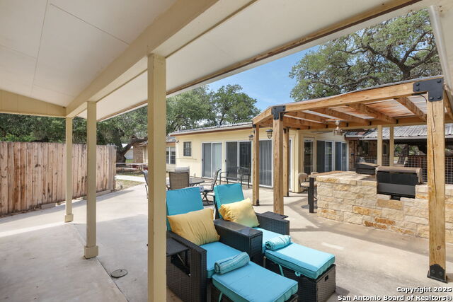 Image 37 of 59 For 102 Southgate