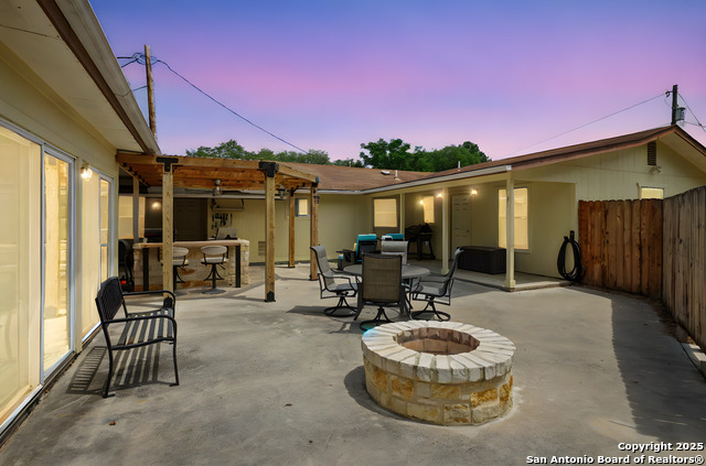 Image 39 of 59 For 102 Southgate