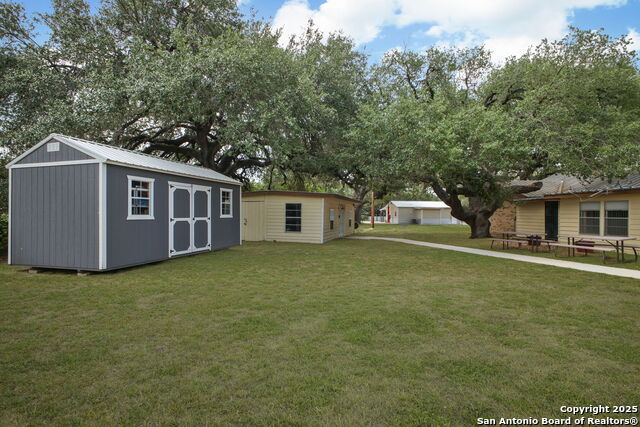 Image 53 of 59 For 102 Southgate