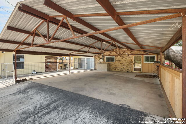 Image 8 of 59 For 102 Southgate