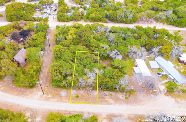 Details for 69 Wagon Wheel, Bandera, TX 78003