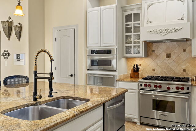 Image 15 of 54 For 443 Rosewood Dr