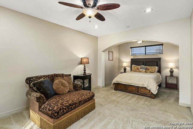 Image 25 of 54 For 443 Rosewood Dr