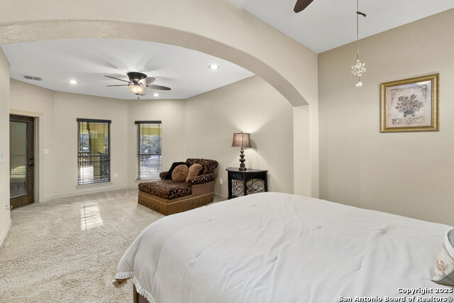 Image 26 of 54 For 443 Rosewood Dr