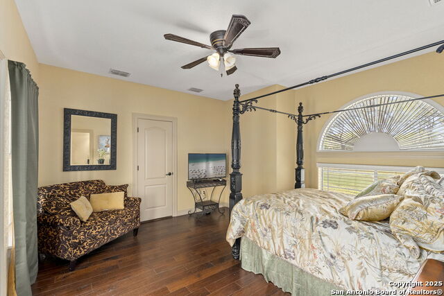 Image 32 of 54 For 443 Rosewood Dr