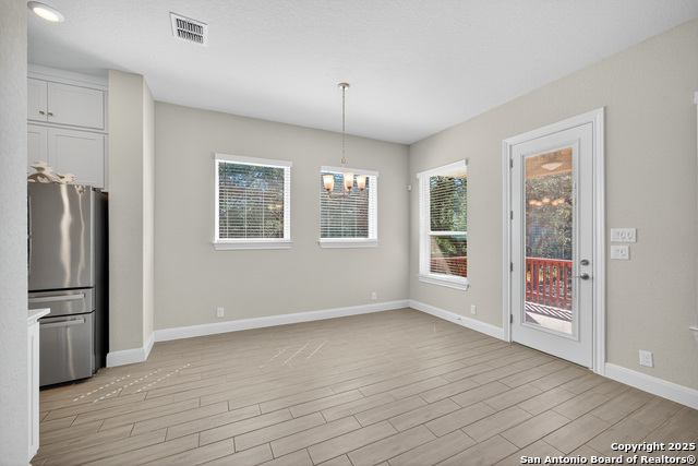 Listing photo id 14 for 22811 Grande Vista