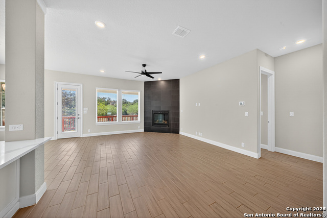 Listing photo id 6 for 22811 Grande Vista