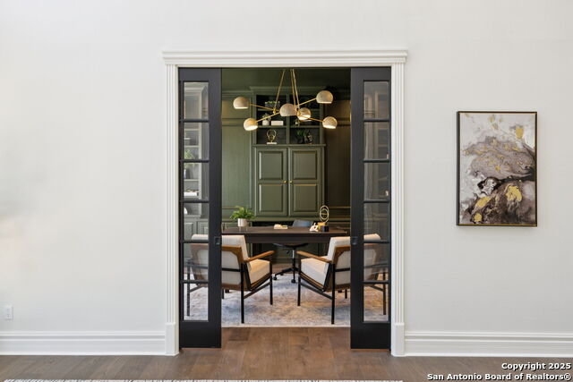 Image 10 of 50 For 512 Blackjack Oak