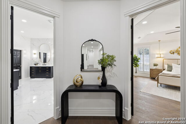 Image 23 of 50 For 512 Blackjack Oak