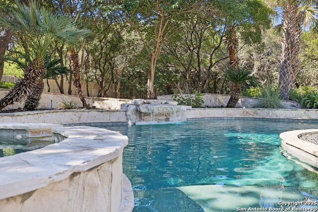 Image 3 of 50 For 512 Blackjack Oak