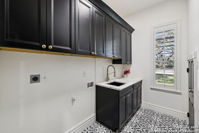 Image 32 of 50 For 512 Blackjack Oak