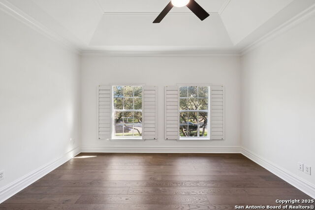 Image 37 of 50 For 512 Blackjack Oak