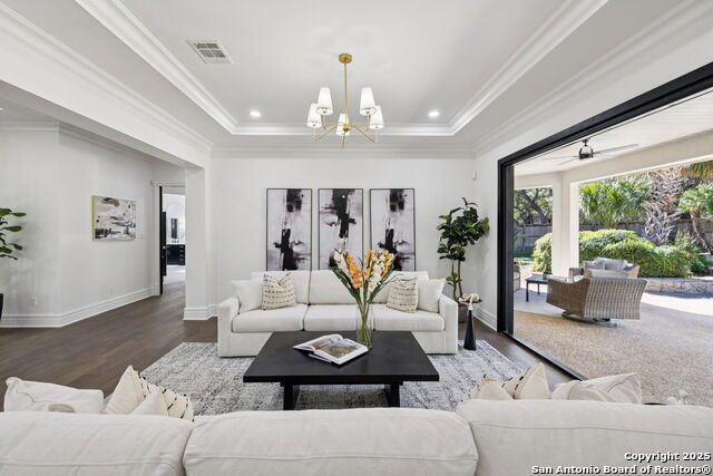 Image 8 of 50 For 512 Blackjack Oak